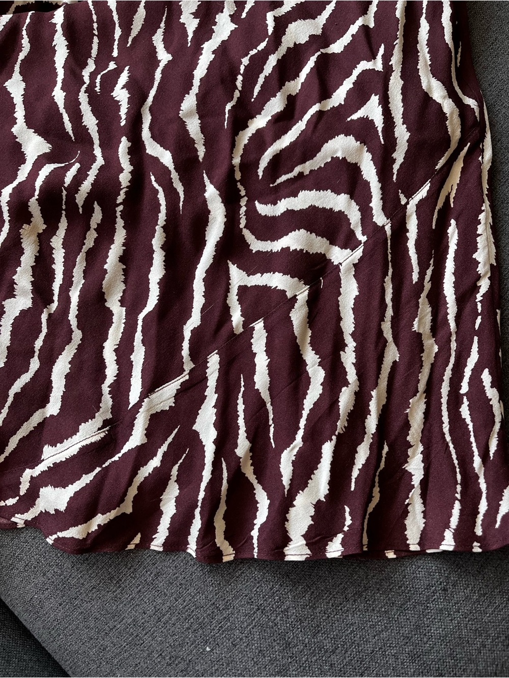 SOLD - Réalisation Par The Gia Animal Silk Maxi Dress Size S Zebra Bell Sleeves - Picture 4 of 13